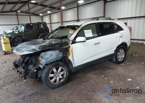 2013 Kia Sorento Lx z USA, uszkodzony, nr VIN 5XYKT3A69DG349372